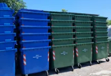 Ανοιχτός διαγωνισμός για νέους κάδους απορριμμάτων στον Δήμο Σαρωνικού μετά τις πυρκαγιές