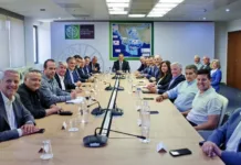 Ο Δήμαρχος Παλλήνης Χρήστος Αηδόνης στη σύσκεψη για τα έργα αποχέτευσης στην Ανατολική Αττική