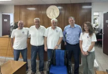 Δωρεά αναπηρικού αμαξιδίου στην Κοινωνική Υπηρεσία του Δήμου Βύρωνα Δωρεά αναπηρικού αμαξιδίου στον Δήμο Βύρωνα