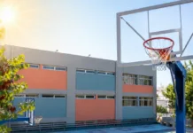 Τροποποιήσεις στη λειτουργία σχολικών αυλών στον Άγιο Δημήτριο λόγω θερινών αδειών Άδειες σχολικές αυλές στον Δήμο Αγίου Δημητρίου
