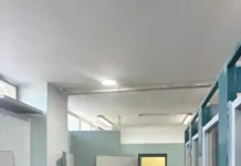 Οι εργασίες στα σχολεία του Βύρωνα συνεχίζονται εντατικά