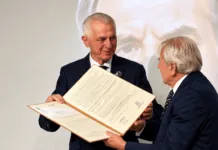 Ο Δήμος Περιστερίου τίμησε τον πρώην Δήμαρχο Θεόδωρο Δημητρακόπουλο