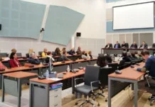 Δημοτικό συμβούλιο Παλλήνης: δύο συνεδριάσεις σε ένα απόγευμα Συνεδρίαση δημοτικού συμβουλίου Παλλήνης