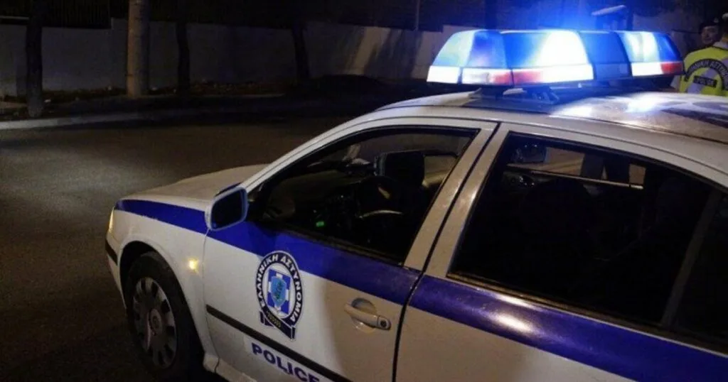 Πυροβολισμοί σε καφετέρια στον Άγιο Παντελεήμονα, τραυματίστηκε 10χρονη